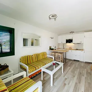 https://lagos-del-cotillo.in-canary-islands.com